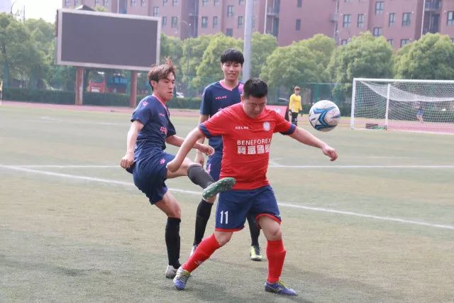 迪恩·韦德：骑士时期的辉煌无法与这支76人相提并论